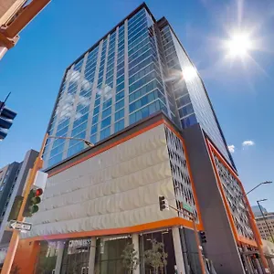 Modern Downtown Apartments At Kenect Phoenix Aparthotel